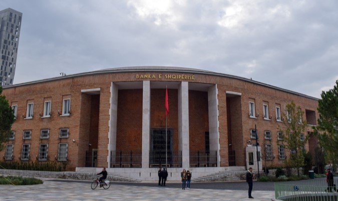BSH miraton ndryshimet: Vendoset norma tavan e interesit per kredite konsumatore